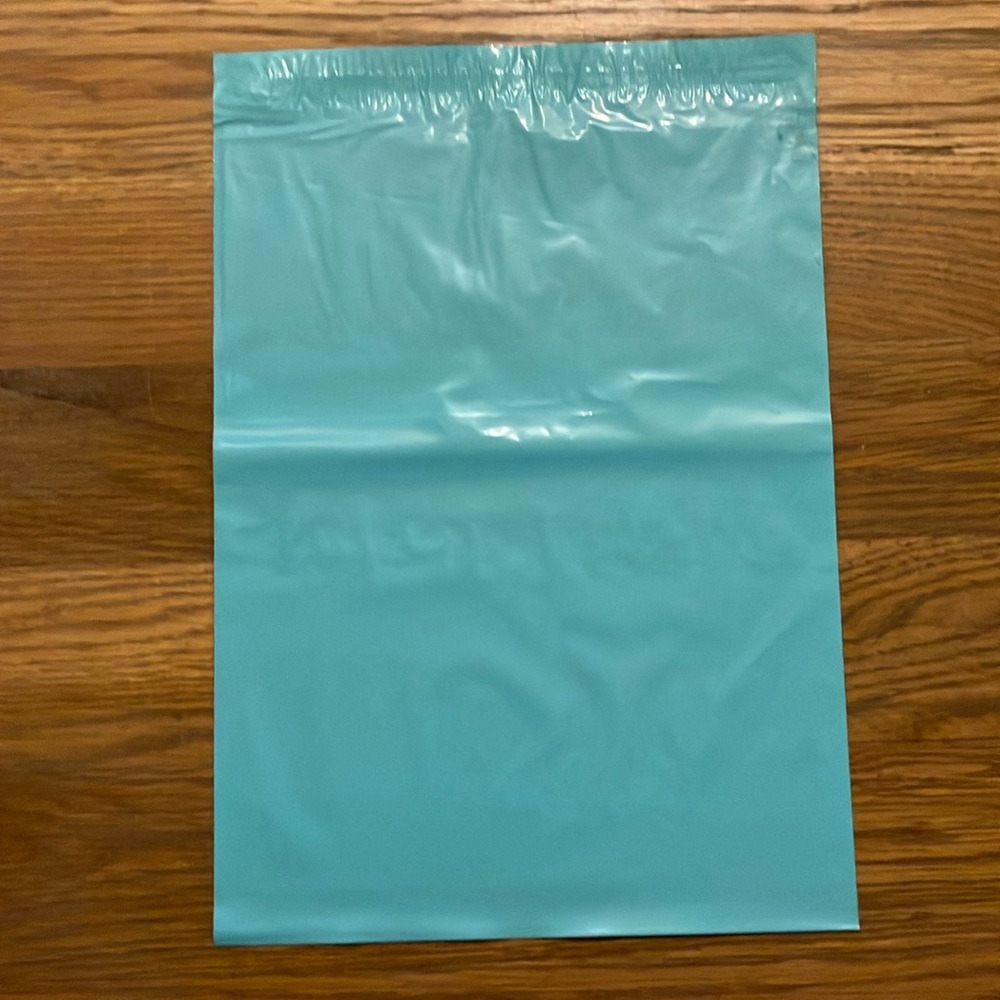 Set of 20 10 x 13 Sea Foam Poly Mailers Self Adhesive